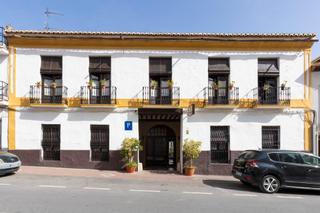 Edifici a Centro. Hostal san jose en salobreña
