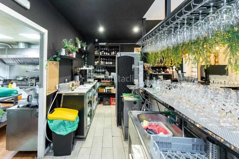 Foto a9576e6c-a50d-4bf3-9d3c-84d09c9614ea. Local comercial a Fígares Granada