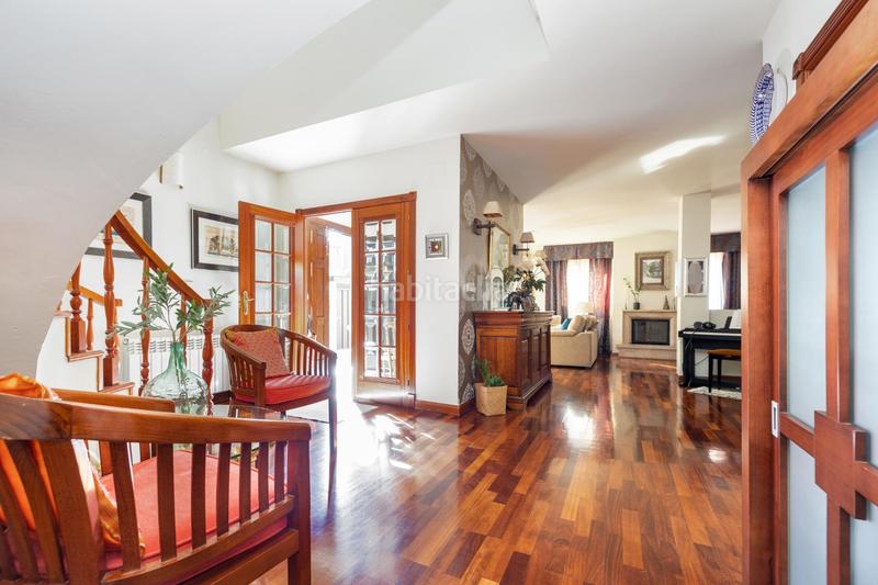 Foto 4a1d1369-90d7-4289-8322-2310175be3a9. Chalet casa de ensueño a un paso del centro de granada! en Ogíjares
