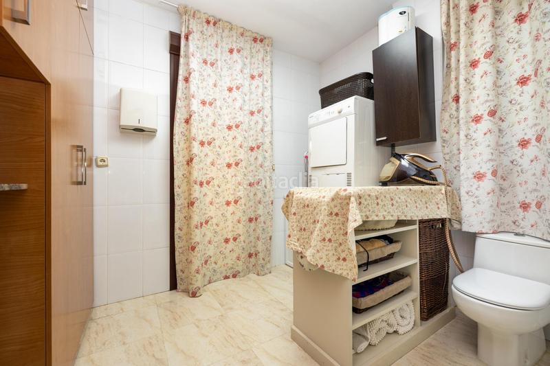 Foto b905cf9b-e3eb-48bf-a45f-71ef951ada80. Chalet casa de ensueño a un paso del centro de granada! en Ogíjares