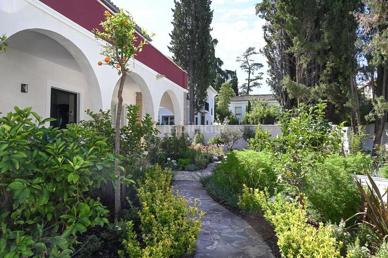 Foto 8f81562e-2281-4e3b-ace6-d9ebcb2fec44. Chalet villa en el corazón del realejo de nueva construcción. en Granada