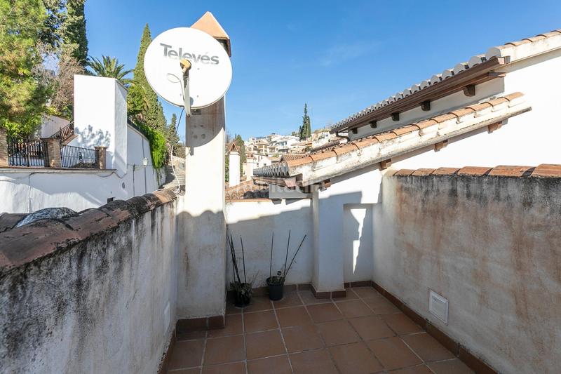 Foto 9a18c449-a3c9-416a-b7bf-787f2923e920. Casa pareada chalet pareado en el albayzín en Barrio de Albaicín Granada