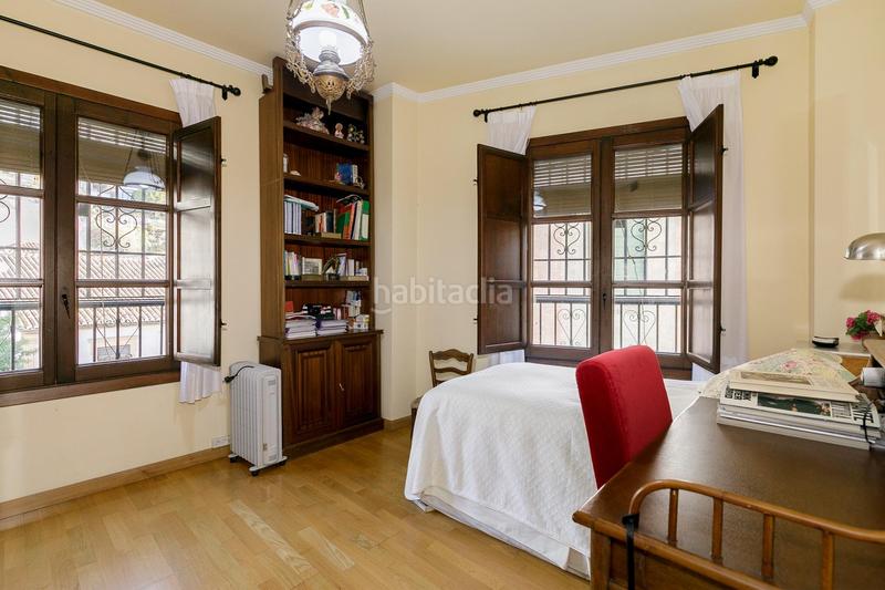 Foto b9c60583-1d81-4946-b0a6-fccbd161ae23. Casa pareada chalet pareado en el albayzín en Barrio de Albaicín Granada