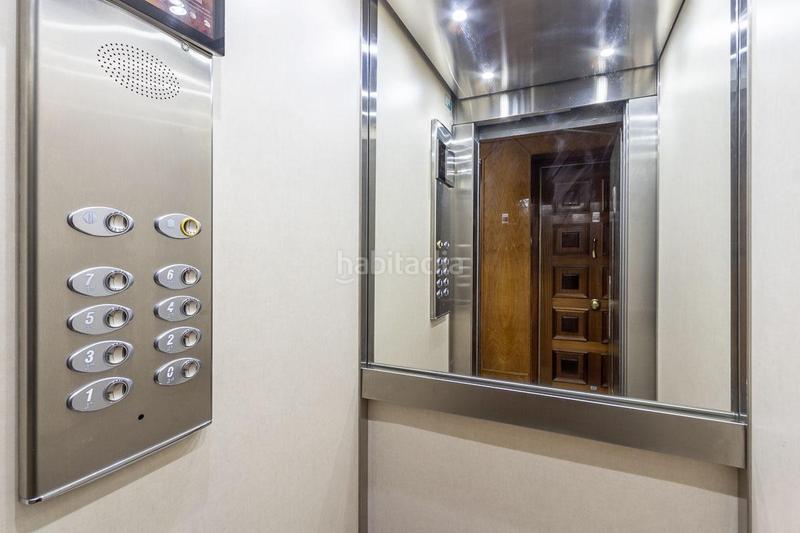 Foto b557a5d3-73b8-4603-956b-d5dd60c72350. Piso  en acera del darro en Fígares Granada