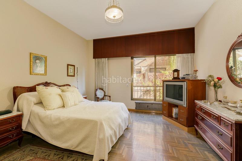 Foto 60b2dc59-6a8a-460b-abad-895bed6f099e. Flat with parking pool in San Ildefonso Granada