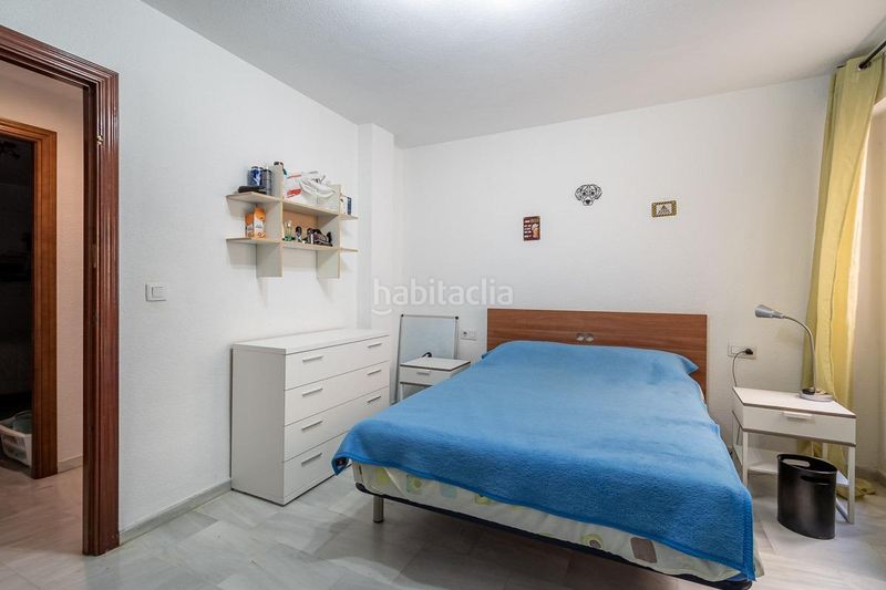 Foto 42523573-f8a5-4176-b654-f49b82a05fe2. Pis amb calefacció aparcament a Bola de Oro Granada
