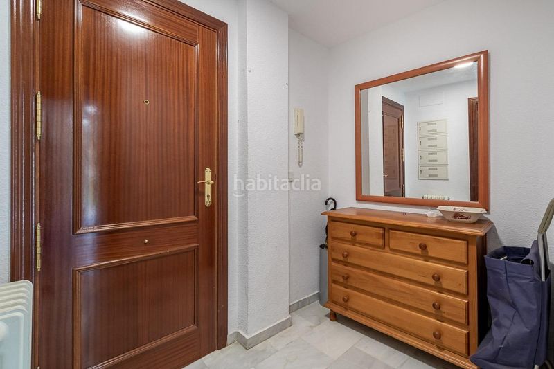 Foto 5a1f5764-e386-4f65-acd6-a1fd3b3cf70a. Pis amb calefacció aparcament a Bola de Oro Granada