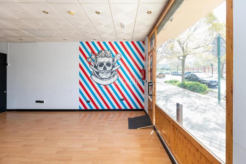 Foto 5c355101-f531-4c8a-8406-992415695542. Local commercial dans parque nueva Granada Granada