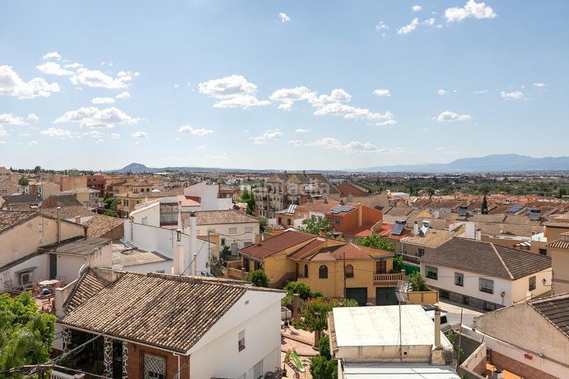 Foto 2a590d8f-3411-4eea-86d1-022a3a319037. Penthouse with heating parking in La Zubia Ciudad Zubia (La)