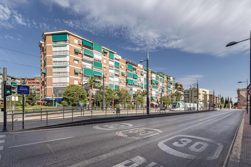 Foto 71383a2f-36ac-45f7-a471-e723bf554f24. Flat in cruz del sur 8 in Pajaritos Granada