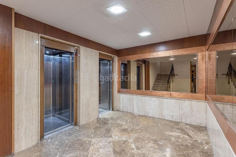 Foto a1499c00-b9a5-422c-8ec5-65812d176223. Piso vivienda reformada en torre del neptuno, junto recogidas en Granada