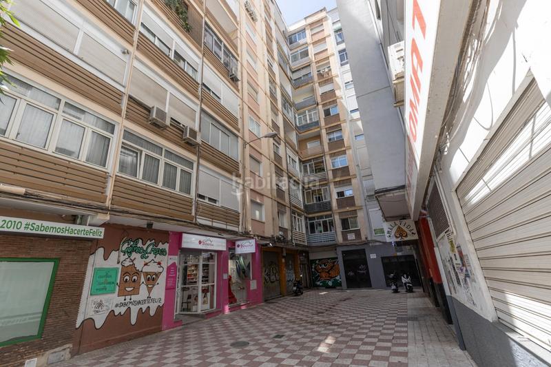 Foto 1250d9e1-79b1-4d8c-bcc9-287739129c1c. Piso amplio piso en pedro antonio de alarcón en Camino de Ronda Granada