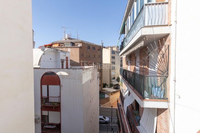 Foto b6e355bc-0acc-49a5-9fde-057d213bb1d6. Edifici a del pescado 5 a San Matías - Realejo Granada