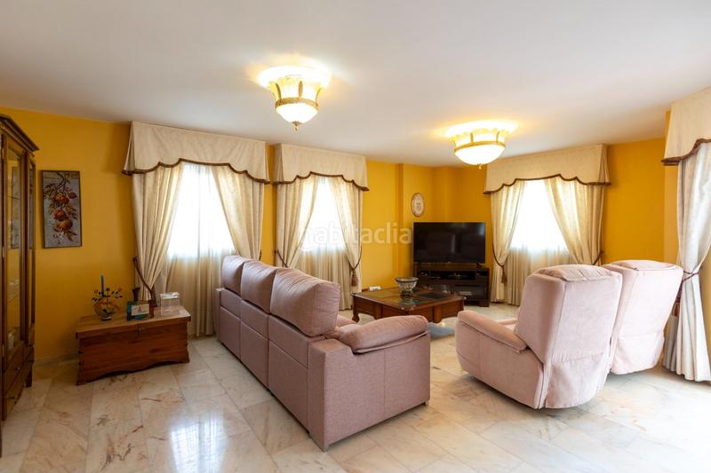 Foto a115b840-1143-4b4a-a6f5-217f4d061e2f. Chalet gran casa en Motril ciudad Motril