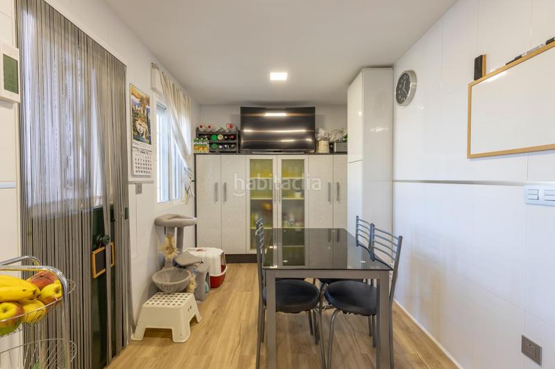 Foto c94b1b15-390e-4e9f-a8b7-8dfec7f6458f. Casa a schiera con parcheggio in Ambroz Vegas del Genil