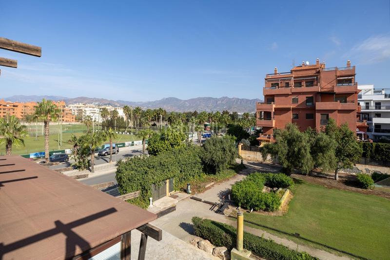 Foto d281b0d1-18f6-4e9d-8b3a-c2275a909a2e. Apartment in calle rector jose vida soria 10 in Playa de Granada Motril