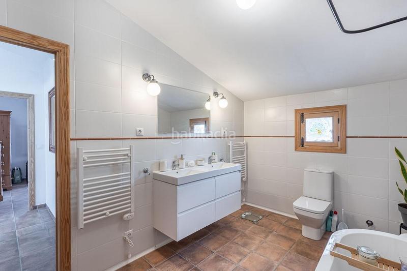 Foto 1d0b8136-6082-4f84-8ba0-fbea698bbe85. Casa amb calefacció aparcament a Arenas del Rey