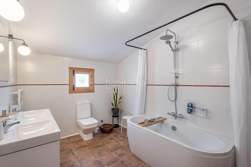 Foto 4e3ce3e5-8d1d-4831-b821-cc6a0fd2f85c. Casa amb calefacció aparcament a Arenas del Rey