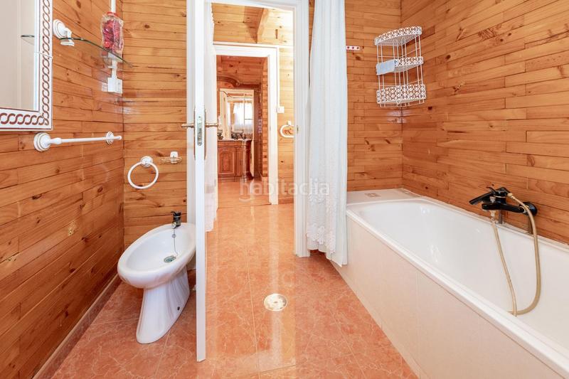 Foto 231779cb-f0d1-4220-8618-21ba149e413e. Pis amb calefacció aparcament piscina a Albolote