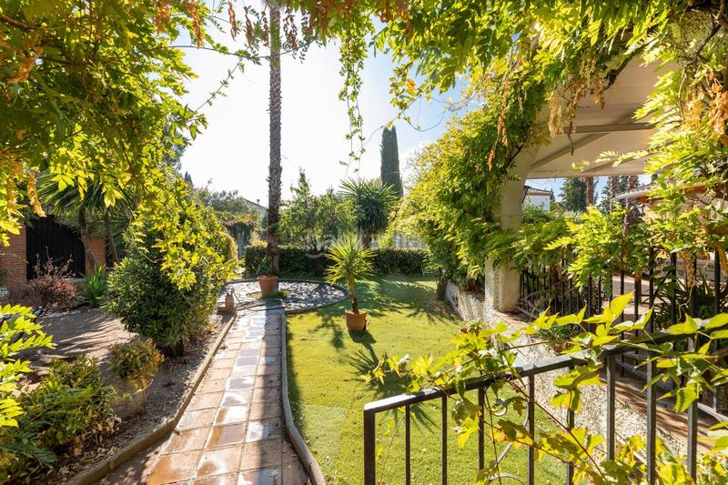 Foto 93fc0f3a-dc17-44fd-879e-3354a7801b51. Pis amb calefacció aparcament piscina a Albolote