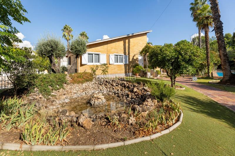 Foto b457c6ca-1af8-45f8-853c-c94a86a8b3a9. Pis amb calefacció aparcament piscina a Albolote