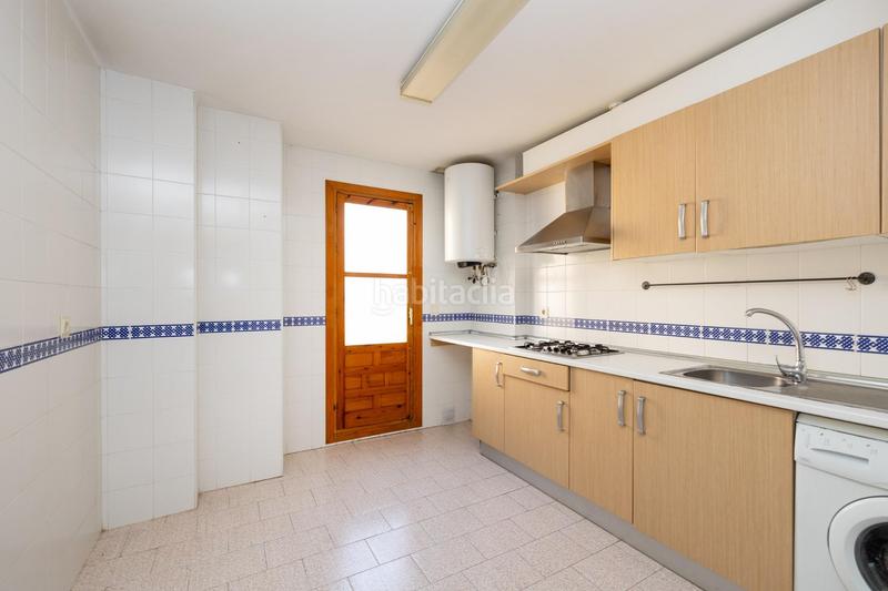 Foto 6f915423-6eba-4e07-94d0-f295f702af2e. Penthouse in La Zubia Ciudad Zubia (La)