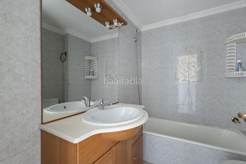 Foto b29df440-ea12-4ef7-844e-57481c05eded. Appartement avec chauffage parking dans parque nueva Granada Granada