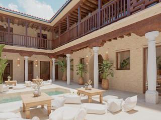 Édifice  Callejon de la botica. Edificio histórico junto a plaza larga, en el corazón del albaic