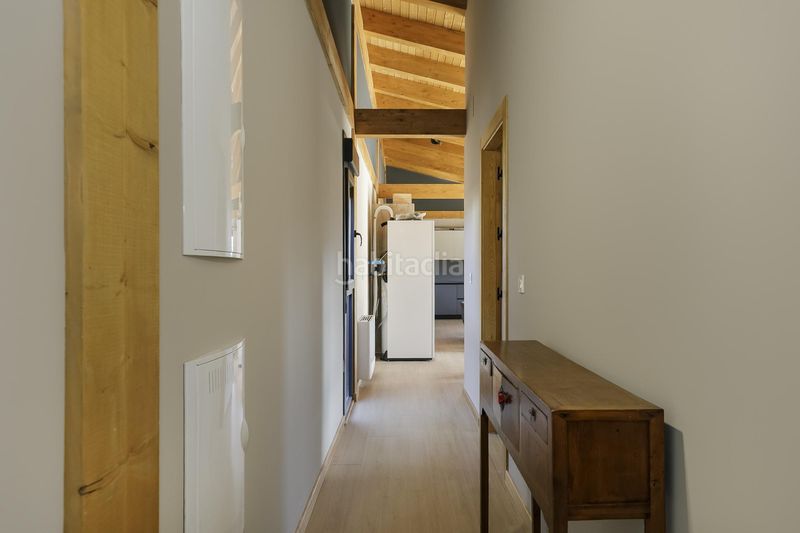 Foto d664a540-e499-4a7e-83dd-ae367962fc69. Masia amb piscina a Maracena