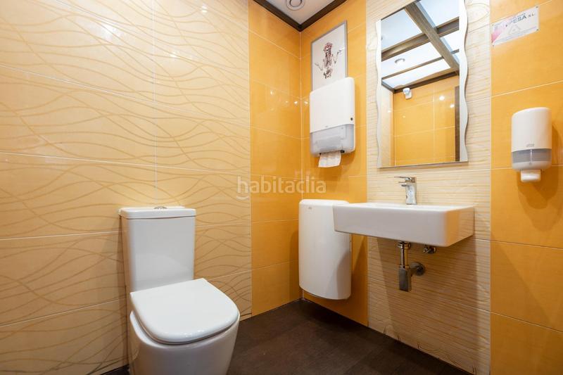 Foto ccce9a6e-69f0-47d3-a989-30ca6c00c24d. Local comercial en Camino de Ronda Granada