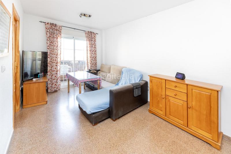 Foto a945d5ca-5658-4958-b36b-1ad55450585b. Piso  con piscina comunitaria! en San Cayetano Churriana de la Vega