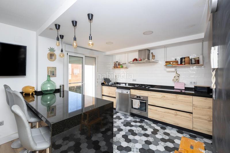 Foto 19fcc6c7-54c9-4b31-b6e9-7a401629ca25. Etagenwohnung mit parking in Joaquina Eguaras Granada