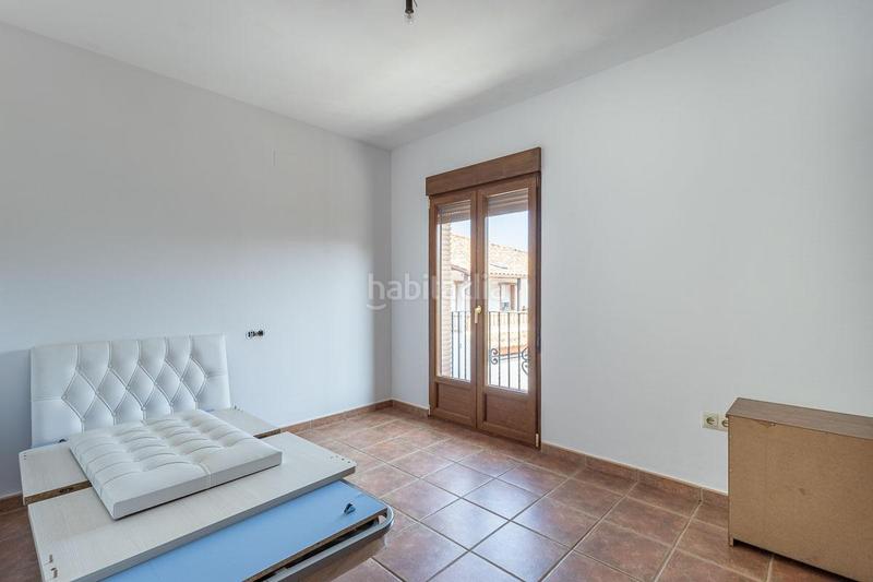 Foto b6efece0-4b42-4e50-810b-584eb8e9e265. Haus mit parking in Beas de Granada