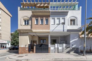 Haus  Calle baden powell. Casa junto al pts