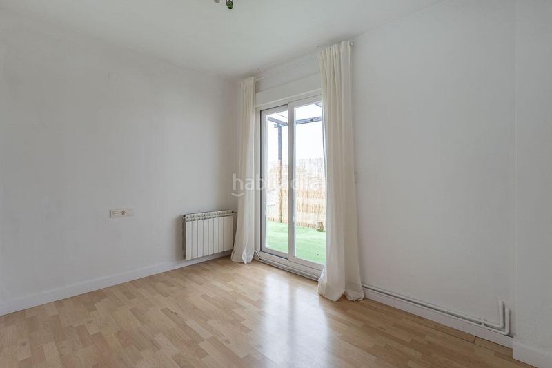 Foto b4ea7e8a-5f54-44c8-8946-f80483fcd2d9. Àtic a calle calle aracena 27 a Híjar Gabias (Las)