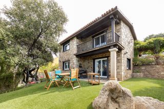 Chalet  67 viña de los serbos. Una casa unica con encanto, espacio y vistas en el corazon de si