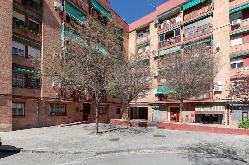 Foto e6d1a1d7-e558-4804-97d4-0c6136adbe48. Pis amb calefacció a Joaquina Eguaras Granada