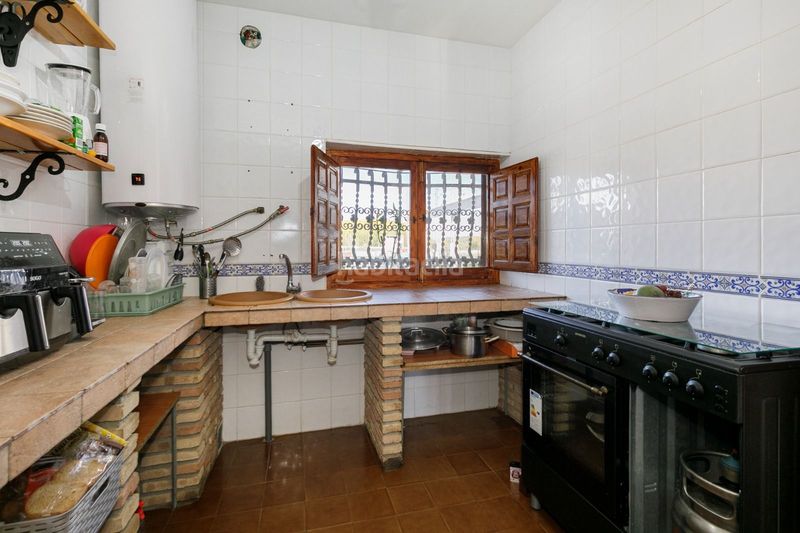 Foto 4dc23d03-1ee5-4516-a08d-f9ca82000cba. Masía cortijo grande más finca de 27000 metros en Granada