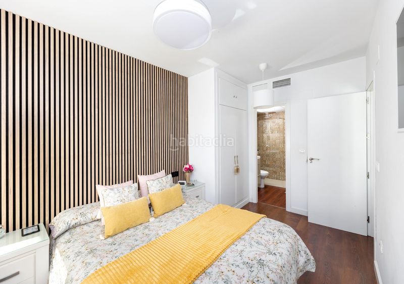 Foto 1d1c6da0-e5e4-472a-951c-71ceb6f72cae. Dúplex amb aparcament a Albolote