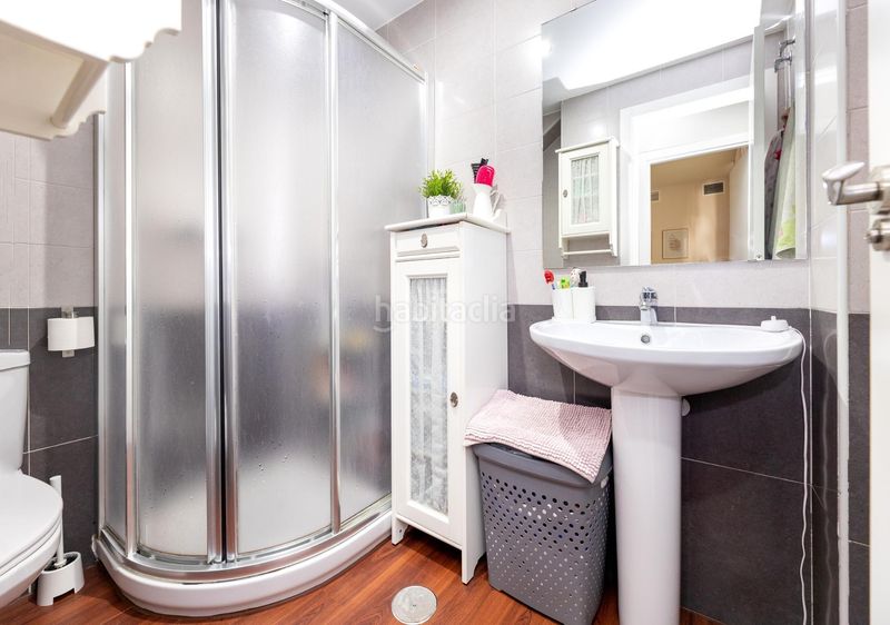 Foto 5348ee27-9f9a-4f7f-9386-5b57546e0222. Dúplex amb aparcament a Albolote