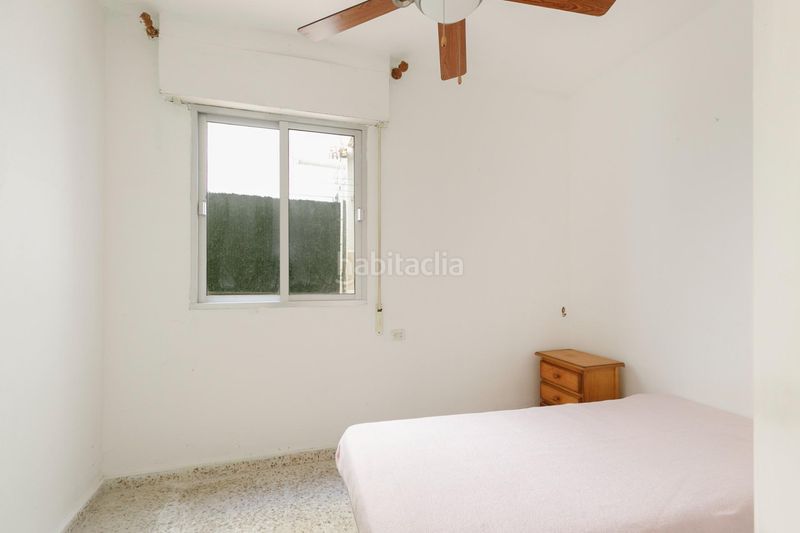 Foto 5adff2da-6447-4142-84fc-bf051c61d02f. Pis amb aparcament a Torrenueva Motril