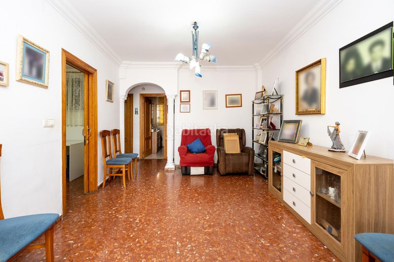 Foto a94a2a6e-fc12-4f4d-81b8-cb67788cb74d. Casa a Motril ciudad Motril