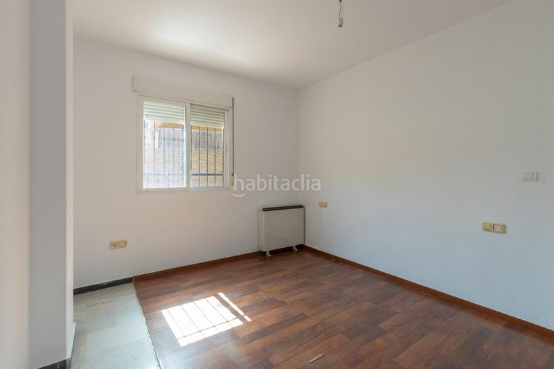 Foto 001c8208-1a64-4a43-bef2-e4df7ca35081. Pis a San Antón Armilla
