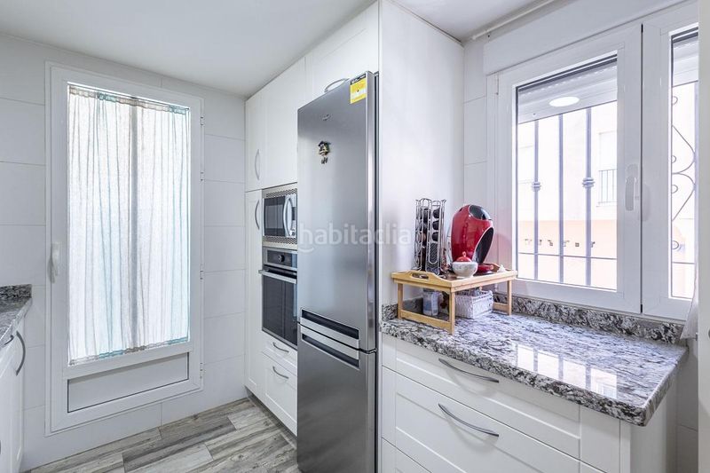 Foto c88310e0-e4c8-4d5f-ae57-8e99d8613a66. Casa adossada amb calefacció aparcament a Atarfe