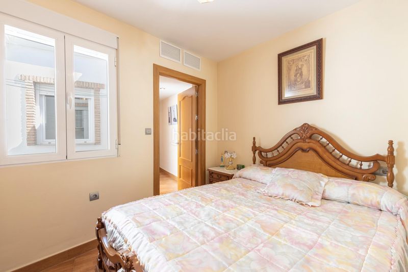 Foto 2ab8defa-4e55-44d4-b0db-9c0fdb251ffc. Casa amb aparcament a Dílar