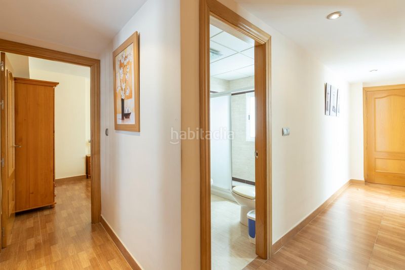 Foto b50e3ac5-cb5f-4b56-a921-672937995510. Casa amb aparcament a Dílar