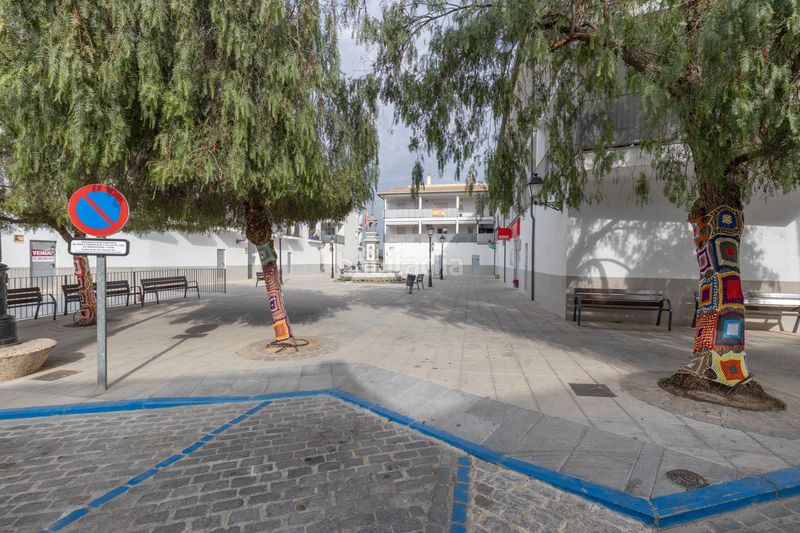 Foto ccb2e75d-ed6f-4914-a4b5-c50621a57f24. Casa amb aparcament a Dílar