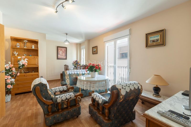 Foto e310b796-16be-4880-b050-ce6a35faa2e8. Casa amb aparcament a Dílar