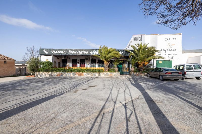 Foto e2c5d4e2-beb5-4738-b89c-1544a730b2f3. Local comercial a Huélago