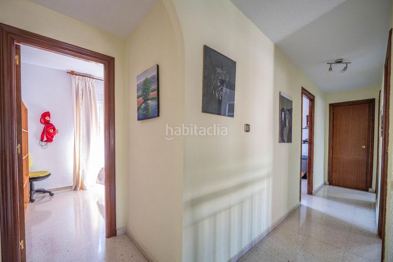 Foto 3641d3d8-42f2-4b81-ad33-cc91323f1d4b. Casa amb calefacció aparcament a San Miguel Armilla